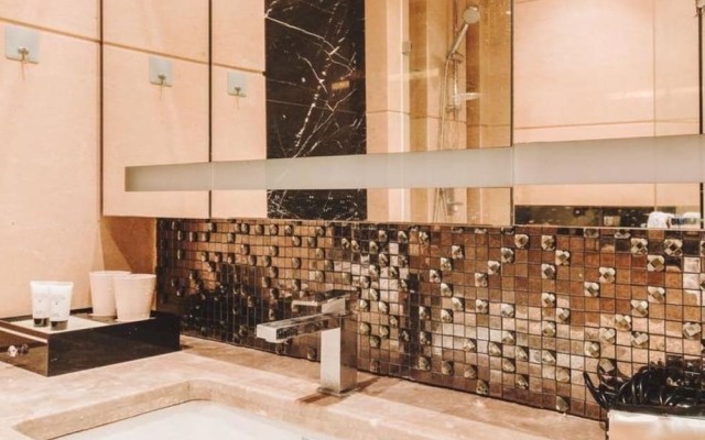 Guangzhou Y&W Service Apartment