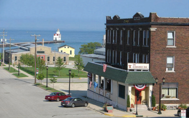 The Kewaunee Inn