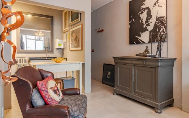 RV02 Quarto e Sala Finamente Decorado