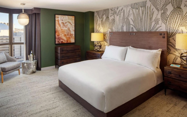 Whitney Peak Hotel Reno, Tapestry Collection by Hilton