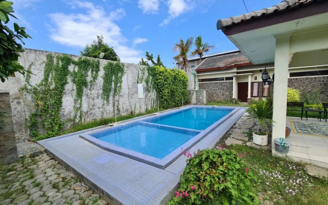 Urbanview Hotel Kumala Banyuwangi By Reddoorz