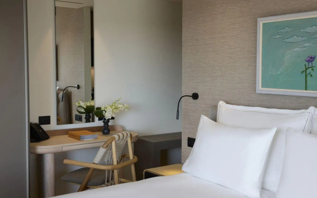 Dusit Suites Athens