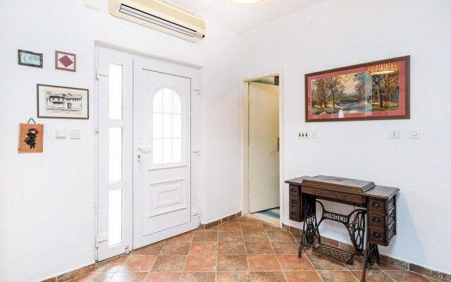 Amazing Home in Gruda With Wifi and 2 Bedrooms