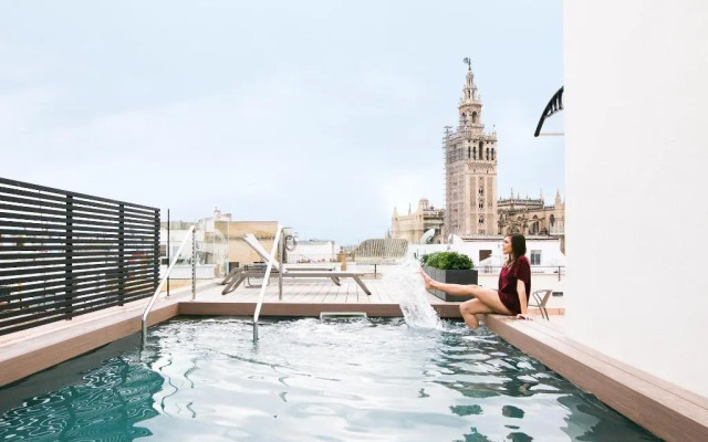 Joya del Casco Boutique Hotel