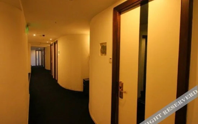 Pier One Hotel