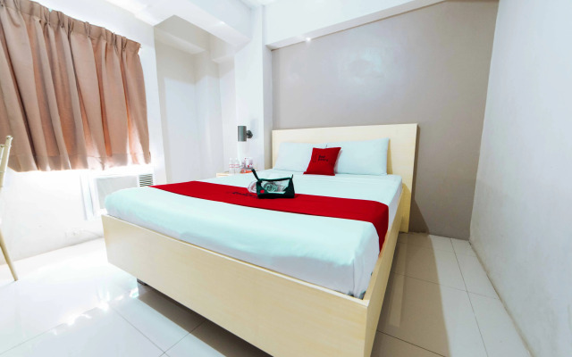 RedDoorz @ Samat Mandaluyong