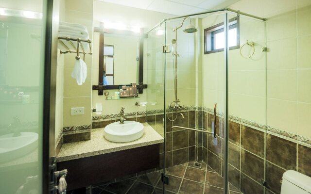 Hoa Binh Hotel