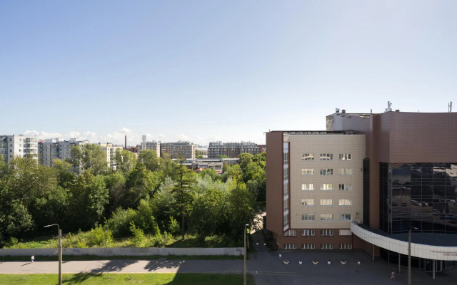 Апартаменты на проспекте Медиков 10 к1