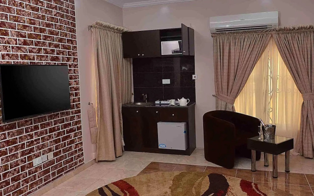 Extended Stay Grand Hotel