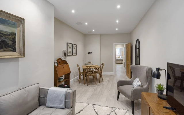 Superior Stays Luxury Apartments - Bath City Centre