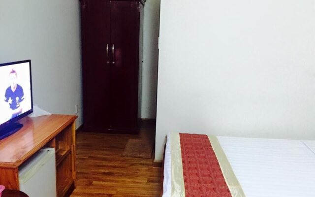 Thu Huong Hotel