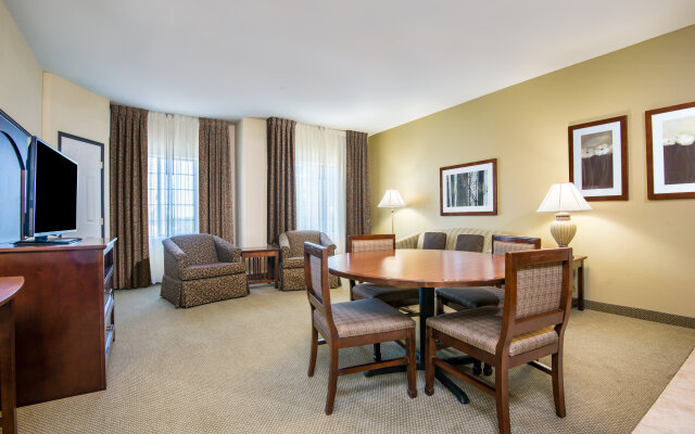 Staybridge Suites Phoenix - Glendale Sports Dist by IHG