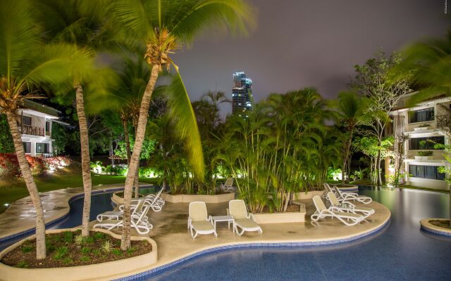 Coronado Luxury Club & Suite (ex:Coronado Golf & Beach Resort)