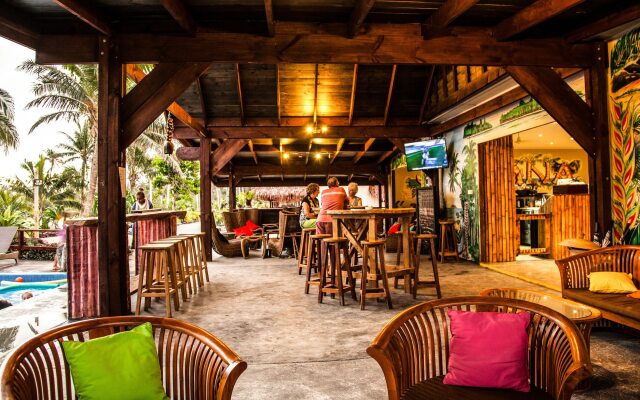 Aquana Beach Resort