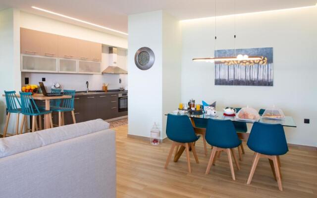 Kyma Seafront Suite by Estia