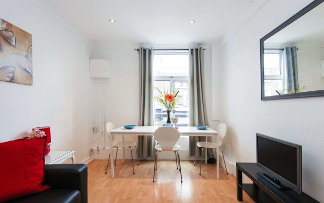 The Golborne Road Apartment - LBG