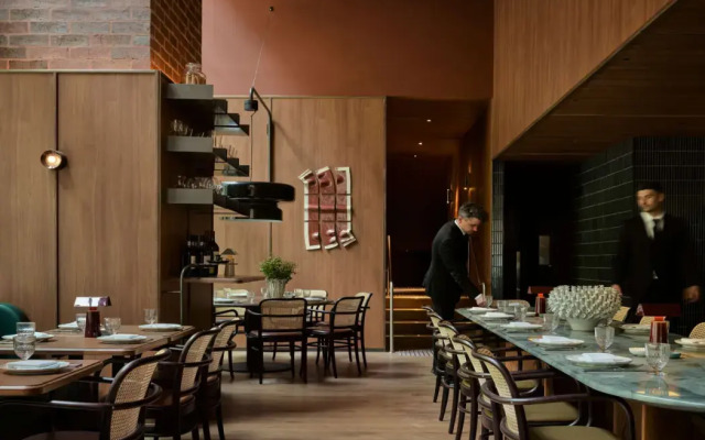 Hyde Melbourne Place