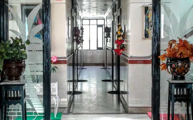 Reba Beach Resort - Hostel