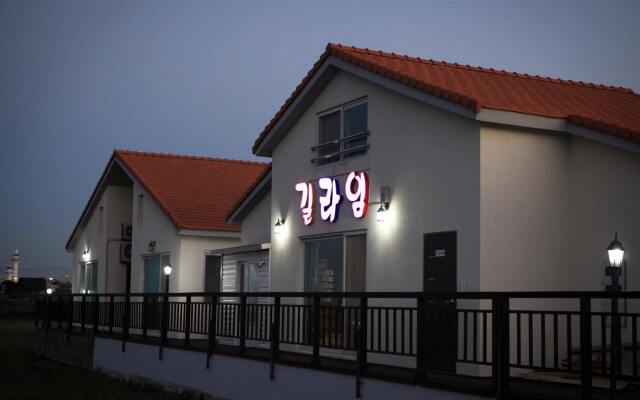 Jeju Gillime Guesthouse & Pension