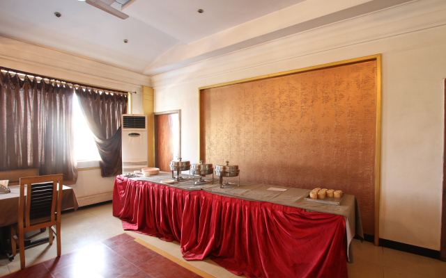 Hotel Dhammanagi Comforts by OYO Rooms