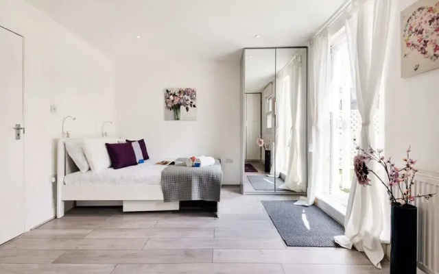 The Armadale Road Residence I