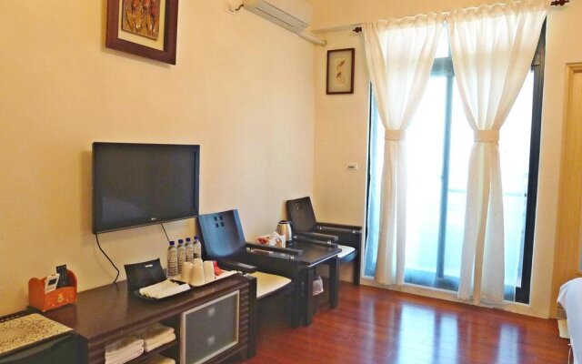 Amicasa Guesthouse