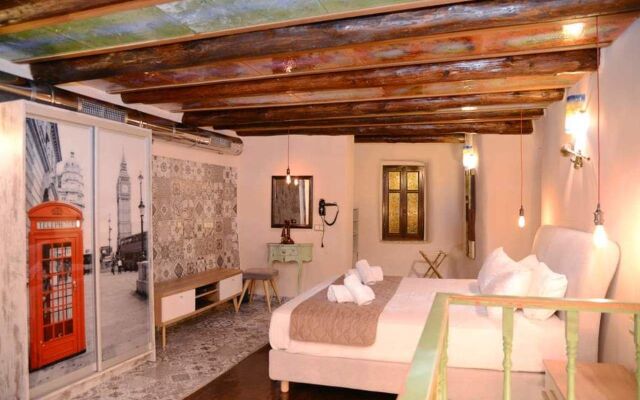 Odos Oneiron Boutique Hotel