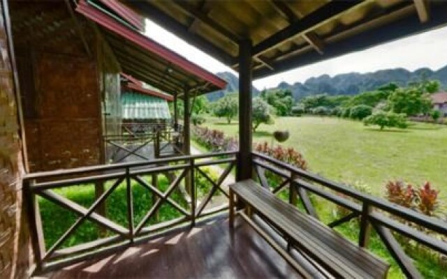 Riverside Garden Bungalows