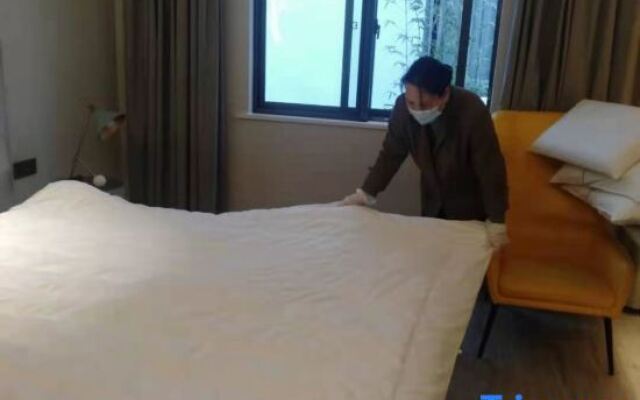 Yuxian Magnolia Garden Hotel