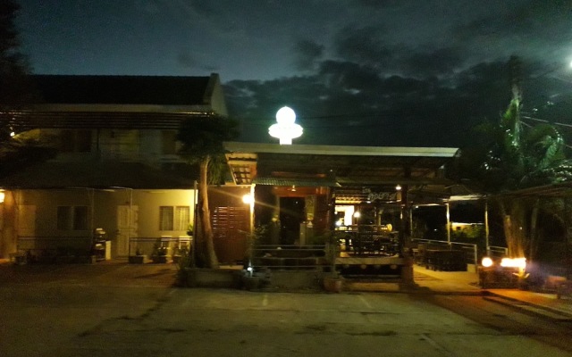 At Puangpetch Mukdahan