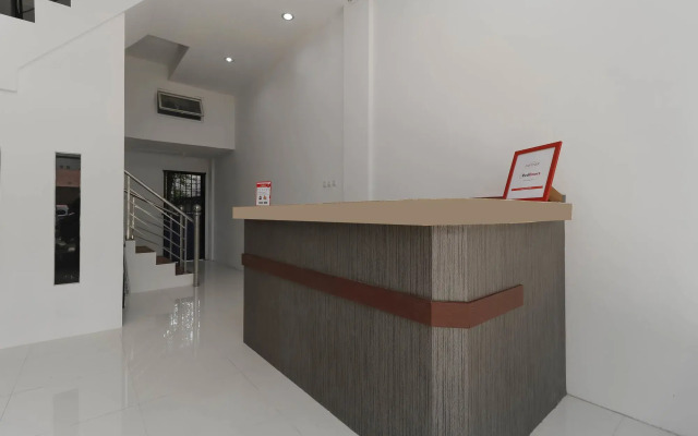 Royal Home Guesthouse by RedDoorz
