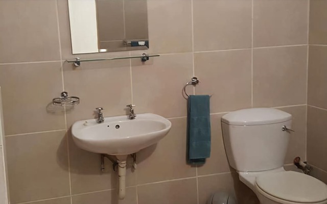 Martin's Haven Guest Lodge and Function Venue - Campground