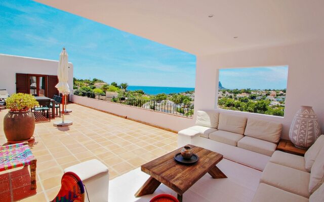 Argentario - sea view villa with private pool in Benissa