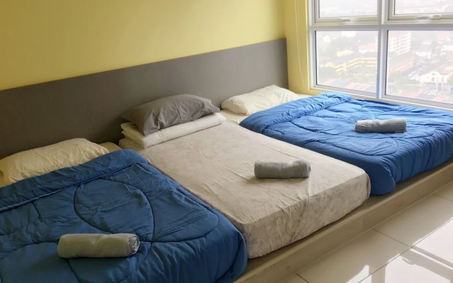 Mansion Deluxe and Double Seaview Suite – Guest Rooms – George Town