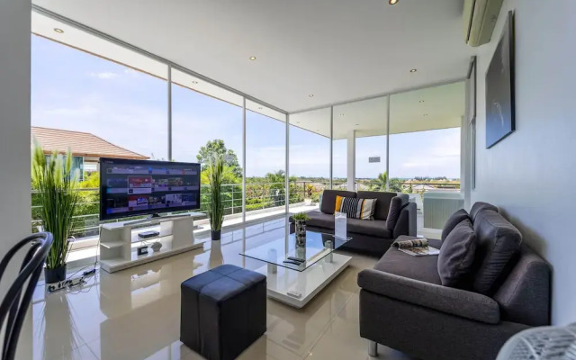 Phu Montra Villa with Ocean View A4