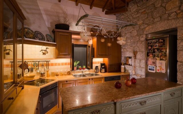 Elise Cottage, Your Heavenly Paradise in Mani