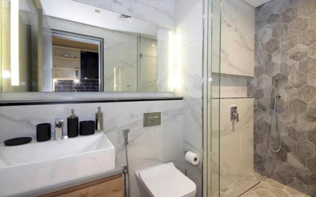 New Arabian MAG 318 Business Bay