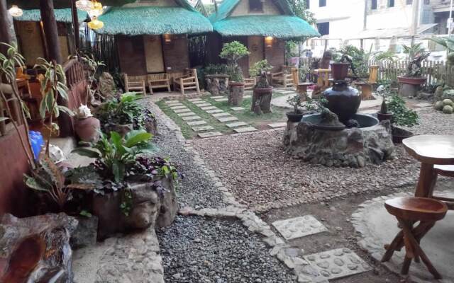 Bahay Kawayan Backpackers Inn