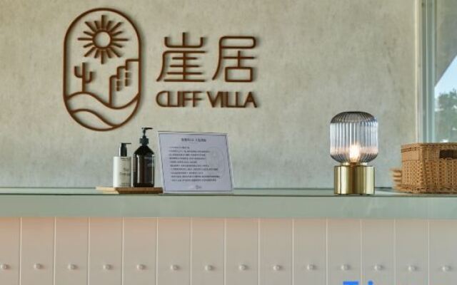 Cliff Villa