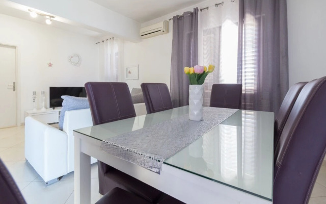 Beautiful apartment Petra