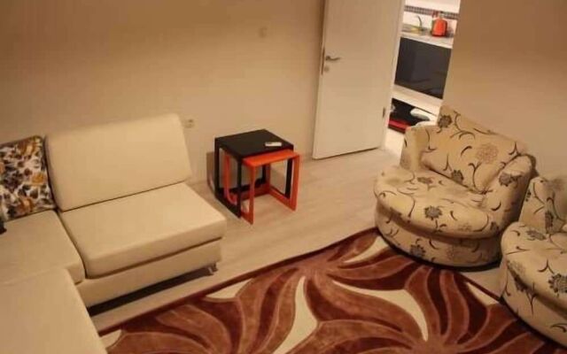 Class Suit Residence