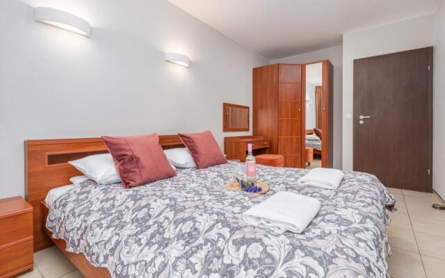 Apartments Aquarius by Renters