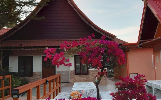 Vimanmek Hotel and Resort