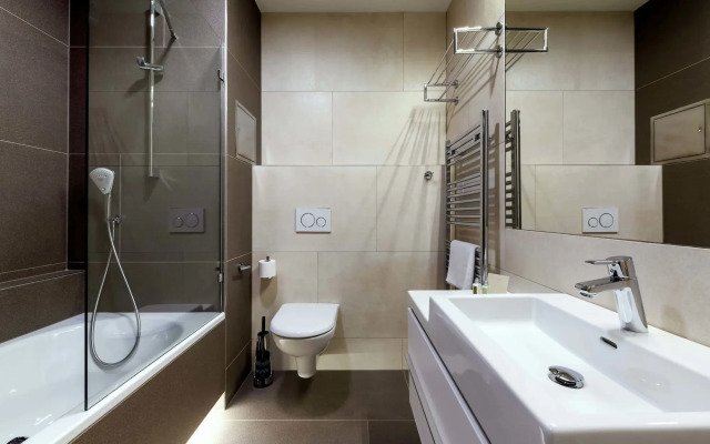 Hotel Pecr Well