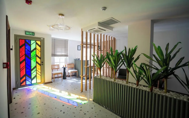 Lina Guest House