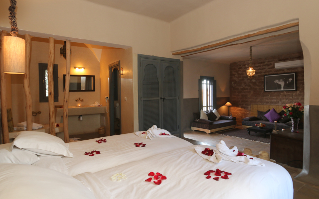 Shems Moon Lodge & Spa