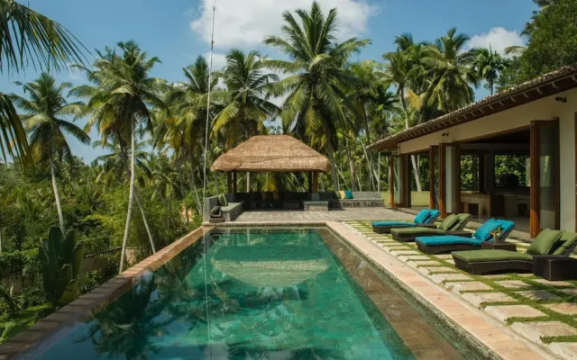 Modern Luxury 03 Bedroom Villa