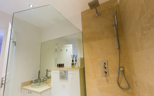 Nell Gwynn House Apartments