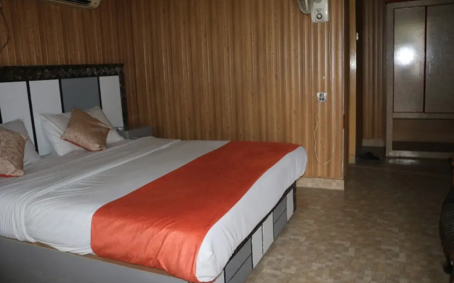 Hotel Riveria