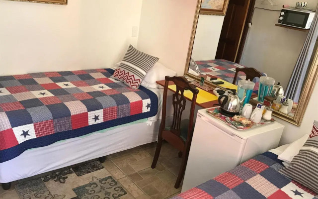 Blue Crane Guest House Bloemfontein